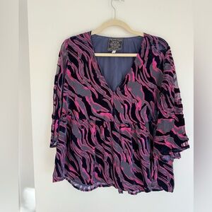 Johnny Was Selene tiered top Size L Retail $350